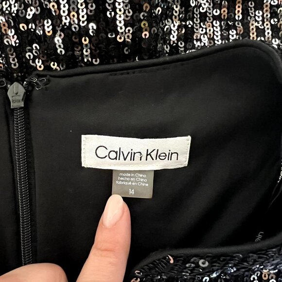 Calvin Klein NWT Woman size 14 Sequined Bell Sleeve Flapper Elegant Dress - Picture 7 of 8